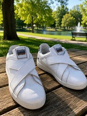 Women GOAT White Cross-Strap 8.5M Sneakers